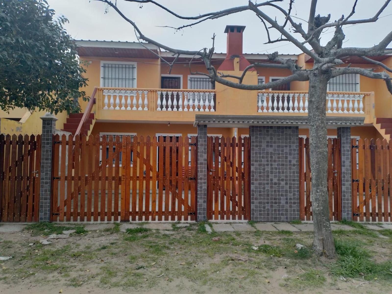 Departamento San Bernardo Familia Apartment Luaran gambar